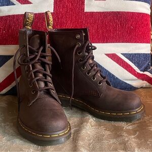 Dr. Martens Dark Brown 1460 Crazy Horse Leather Boots | Barely Worn